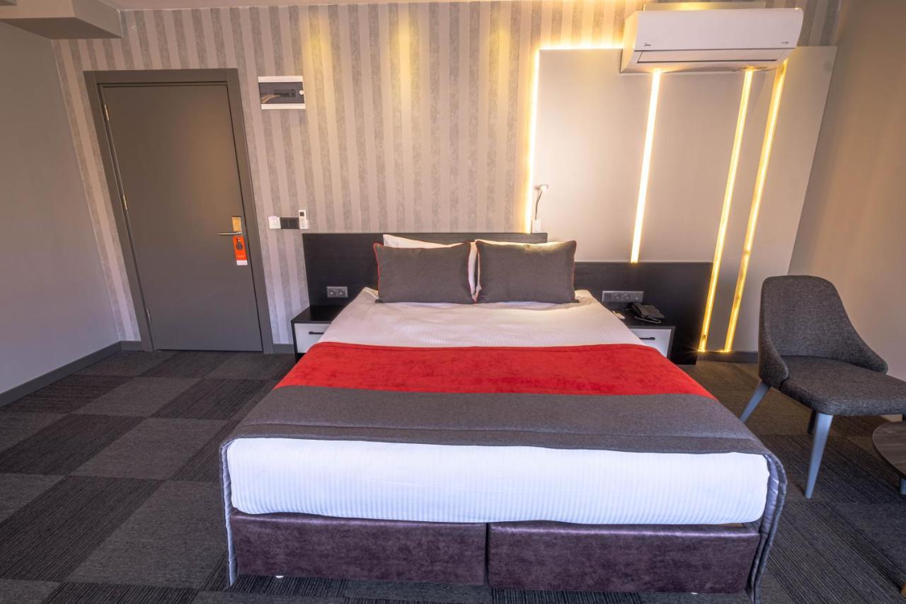 Methishotel Karsiyaka  Kültér fotó